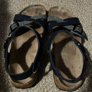 Birki’s by Birkenstock women’s navy blue sandal